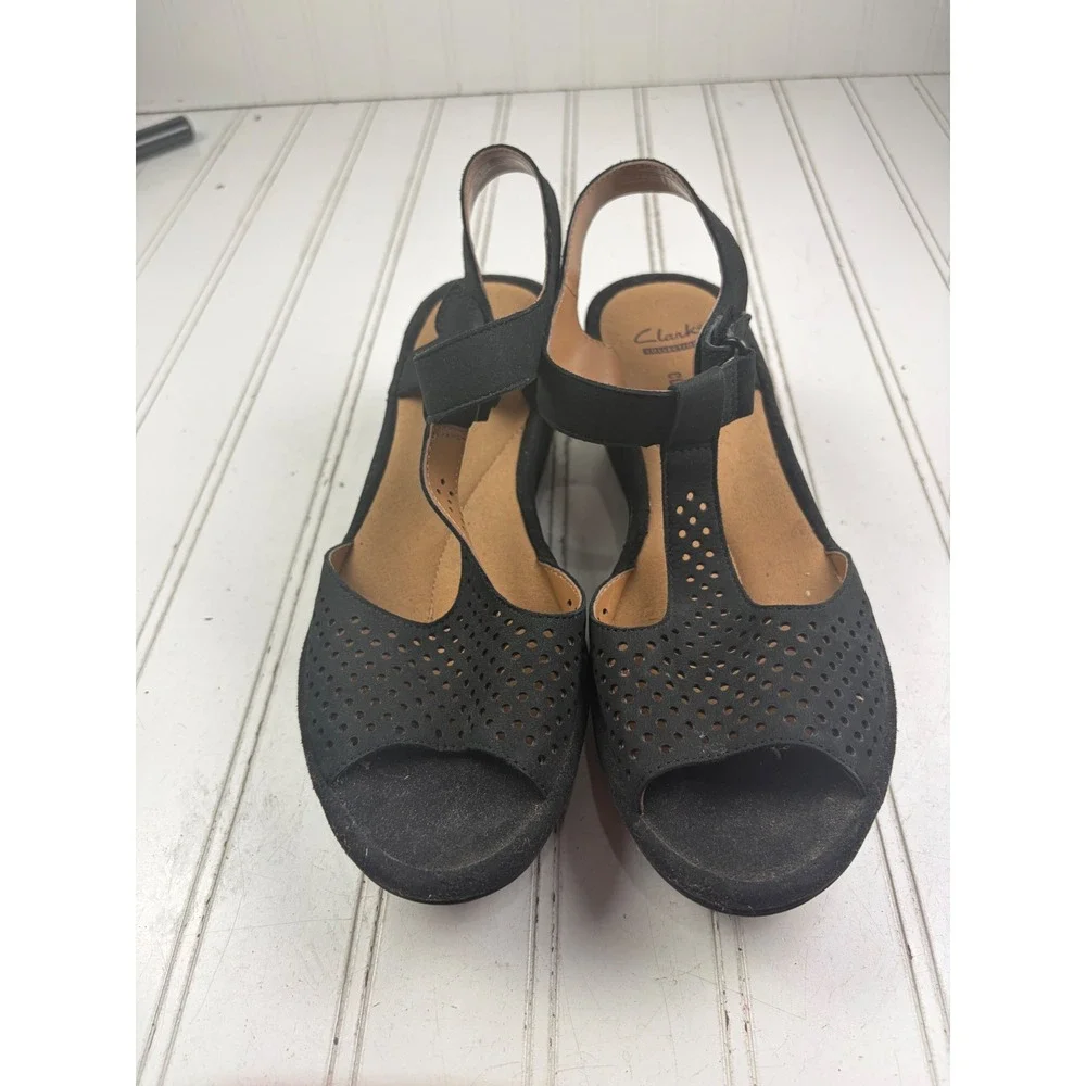 Clarks Collection Black Perforated Reedly Salene Sandal Wedges Women's Size 6.5